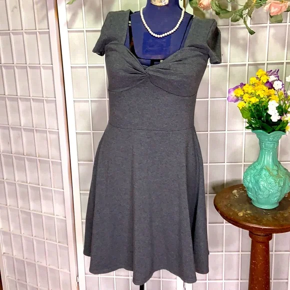Hollister | Dresses | Hollister Short Sleeve Bateaux Bodice Knit Dress S | Poshmark Hollister | Dresses | Hollister Short Sleeve Bateaux Bodice Knit Dress S | Poshmark